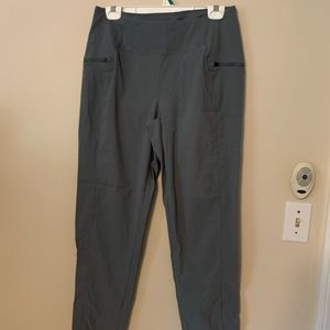 Women’s Mountain Hardwear Pants